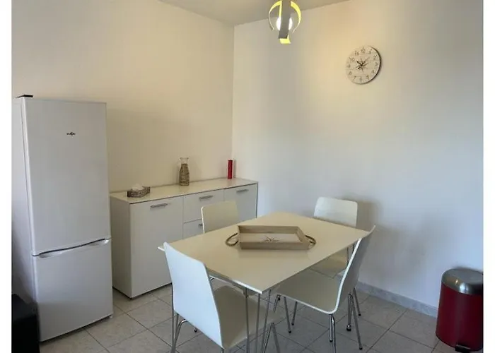 Sp020-b002 2 Pieces Pierre La Appartement